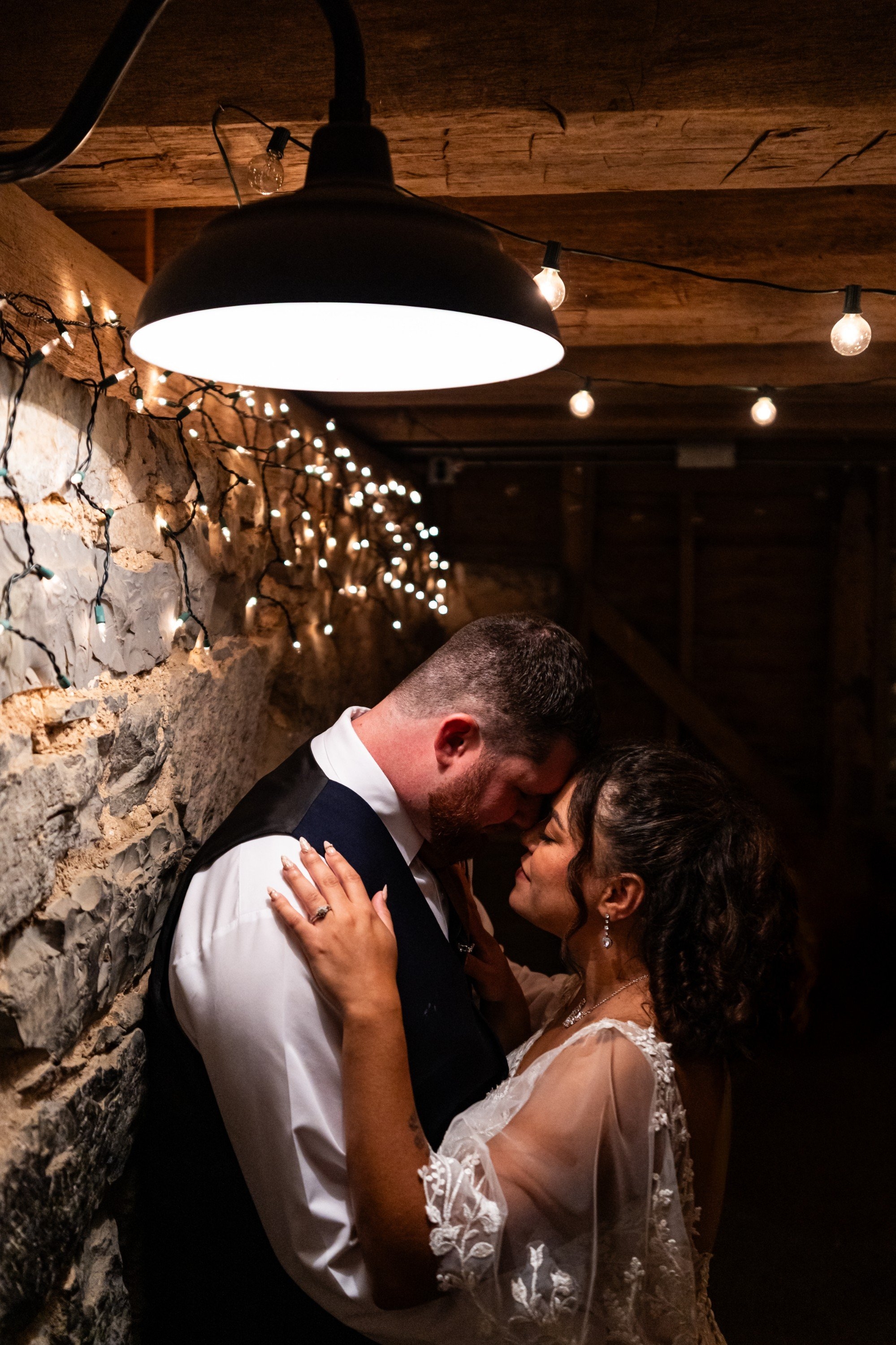 carousel-hero-element image-0